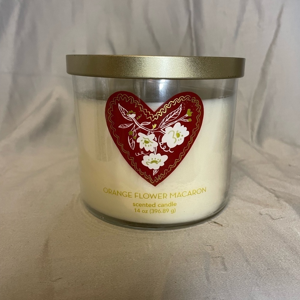 New Threshold Orange Flower Macaron 3 Wick Scented Candle - Picture 1 of 6